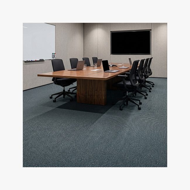 Distributor Karpet New Checkmate TItan